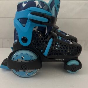 Roller Derby Youth (Toddler) 11-2 Kids Blue Shark Print Roller Skates 4 Wheel